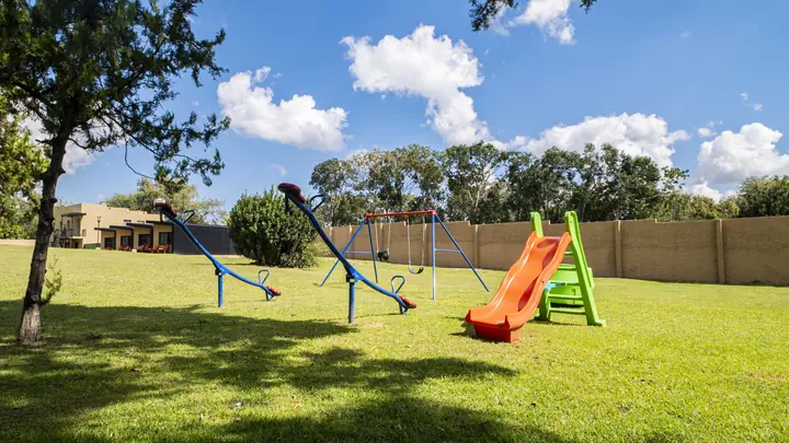 Juegos infantiles en el parque